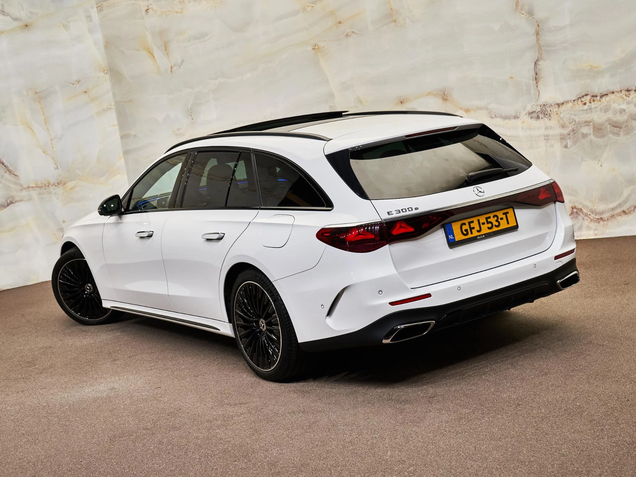 Hoofdafbeelding Mercedes-Benz E-Klasse