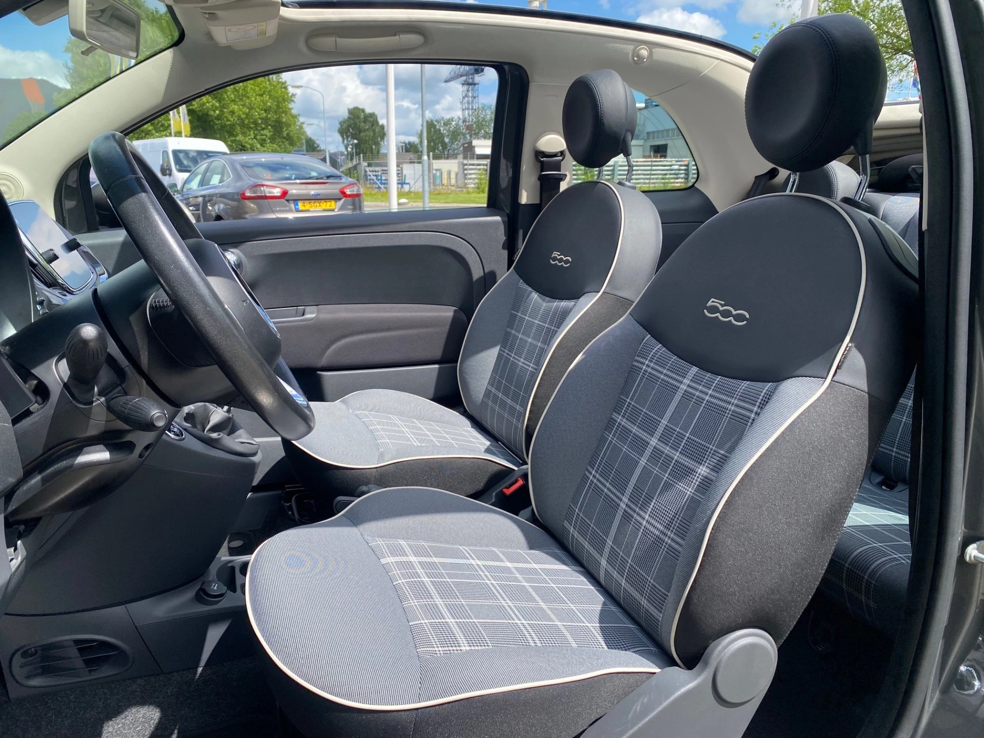 Hoofdafbeelding Fiat 500C