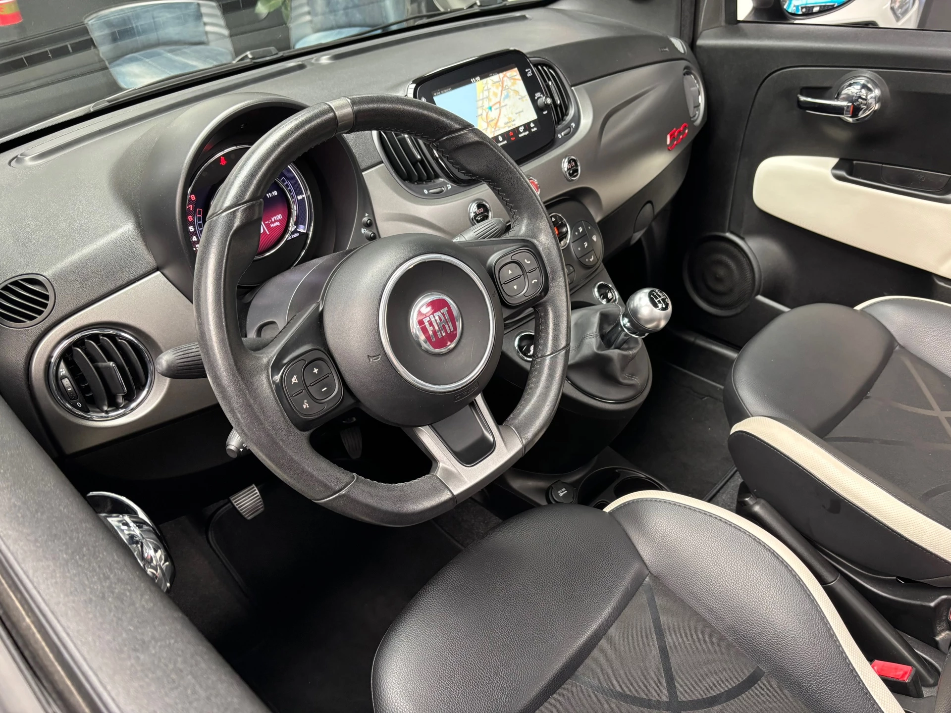 Hoofdafbeelding Fiat 500C