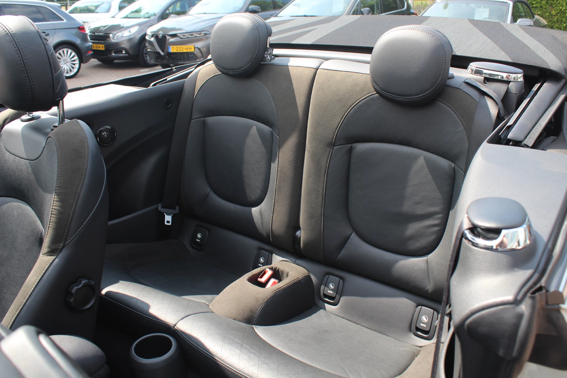 Hoofdafbeelding MINI Cooper Cabrio