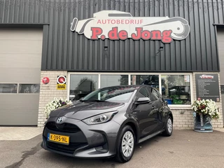 Hoofdafbeelding Toyota Yaris Toyota Yaris 1.5 HYBRID, BLACKFRIDAY DEAL! Camera, Acc, Carplay, Laneassist, Dab+