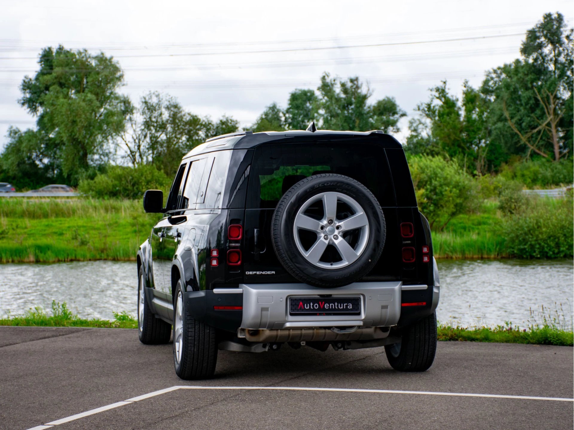 Hoofdafbeelding Land Rover Defender