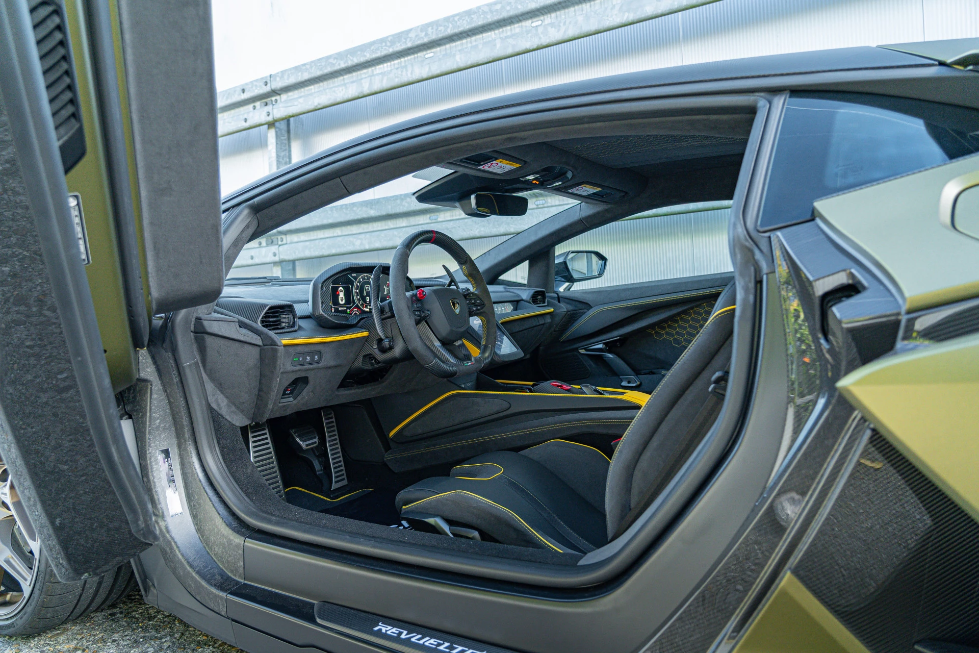 Hoofdafbeelding Lamborghini Revuelto