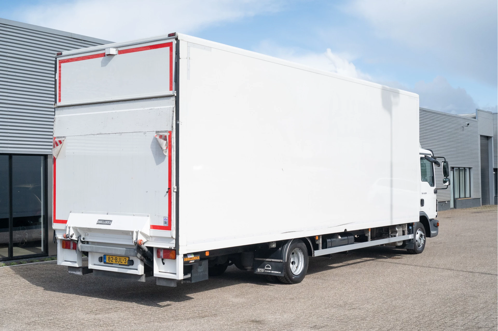 Hoofdafbeelding MAN TGL