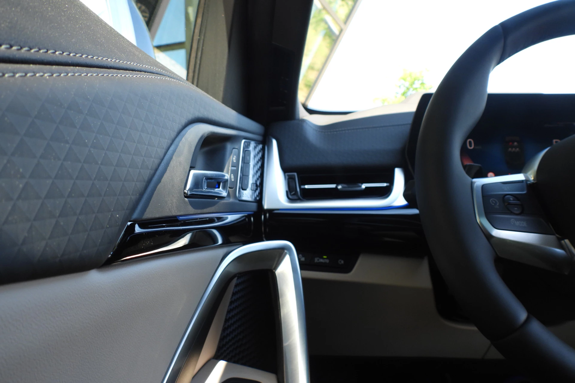 Hoofdafbeelding BMW iX2