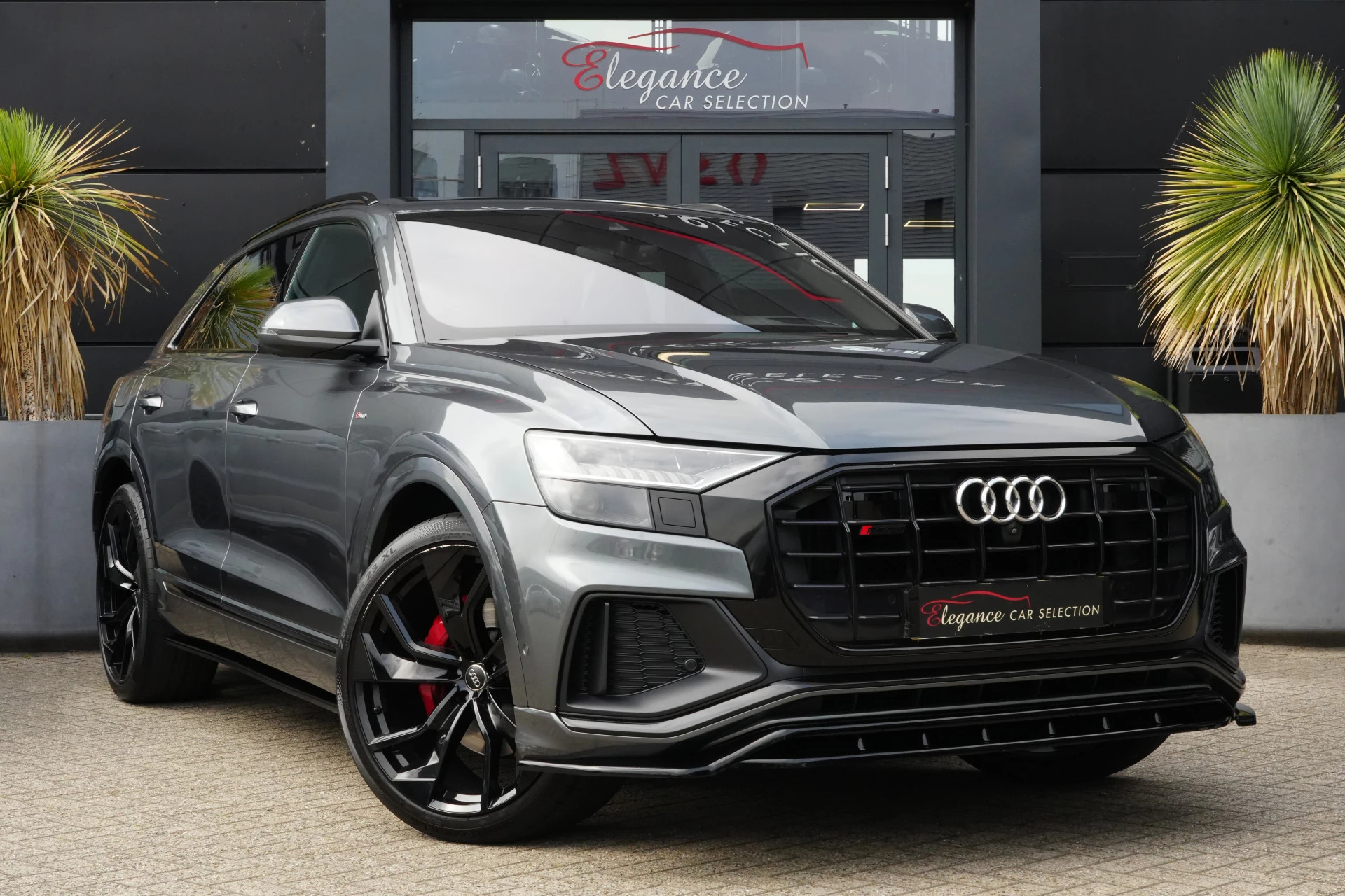 Hoofdafbeelding Audi Q8