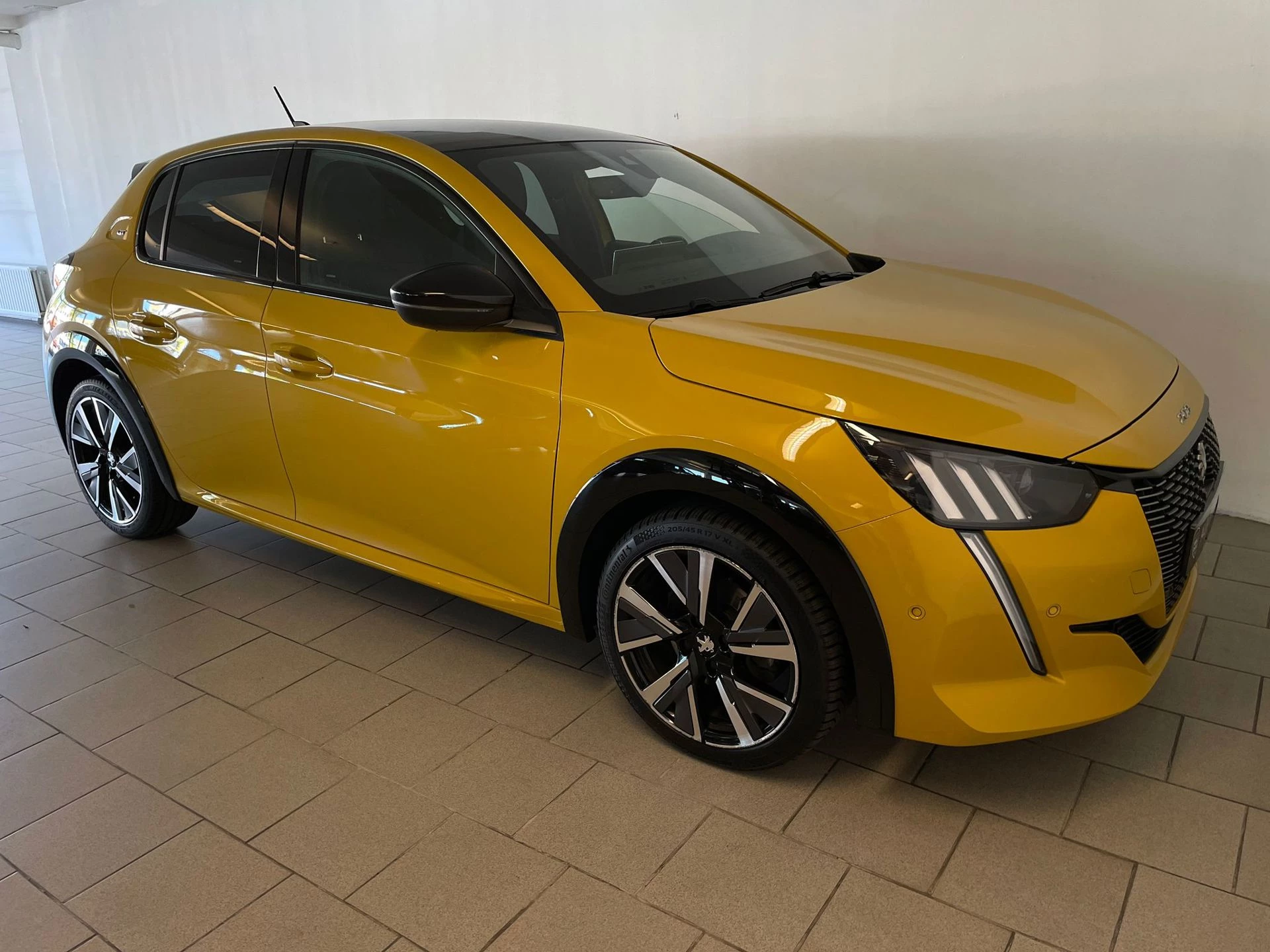 Hoofdafbeelding Peugeot 208