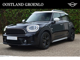 Hoofdafbeelding MINI Countryman MINI Countryman Cooper Classic Automaat / Panoramadak / LED / Stuurverwarming / Comfort Access / Comfortstoelen / Cruise Control / Leder