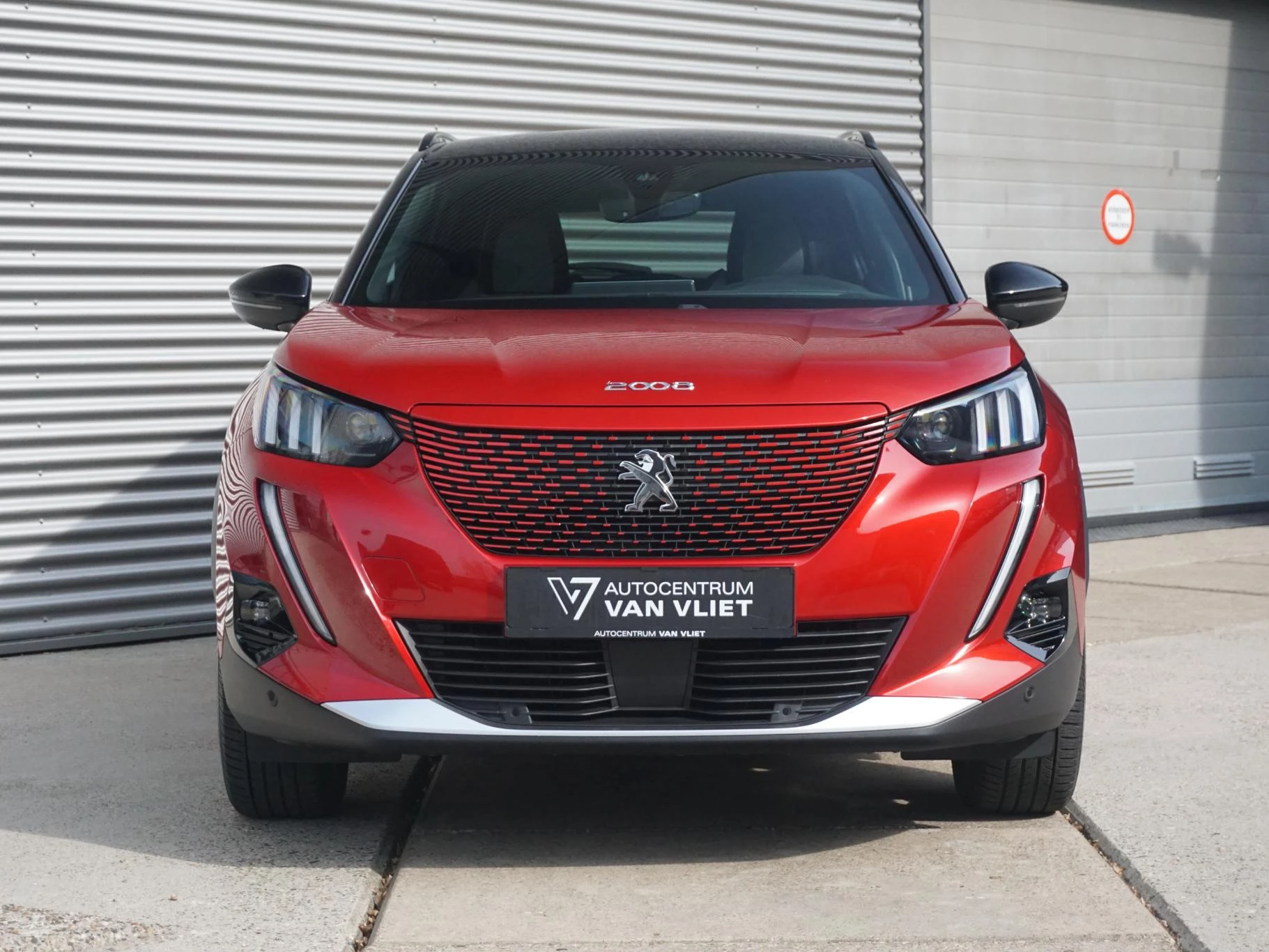 Hoofdafbeelding Peugeot e-2008