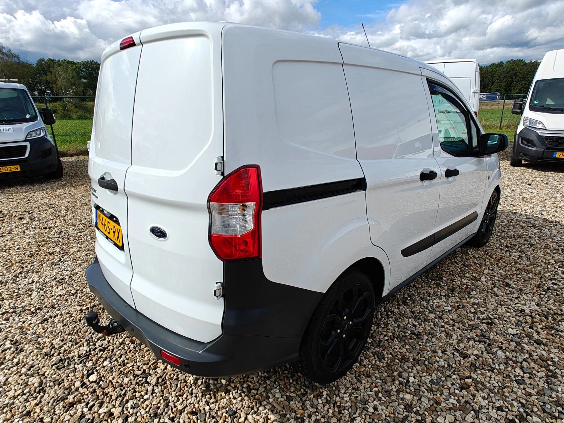 Hoofdafbeelding Ford Transit Courier