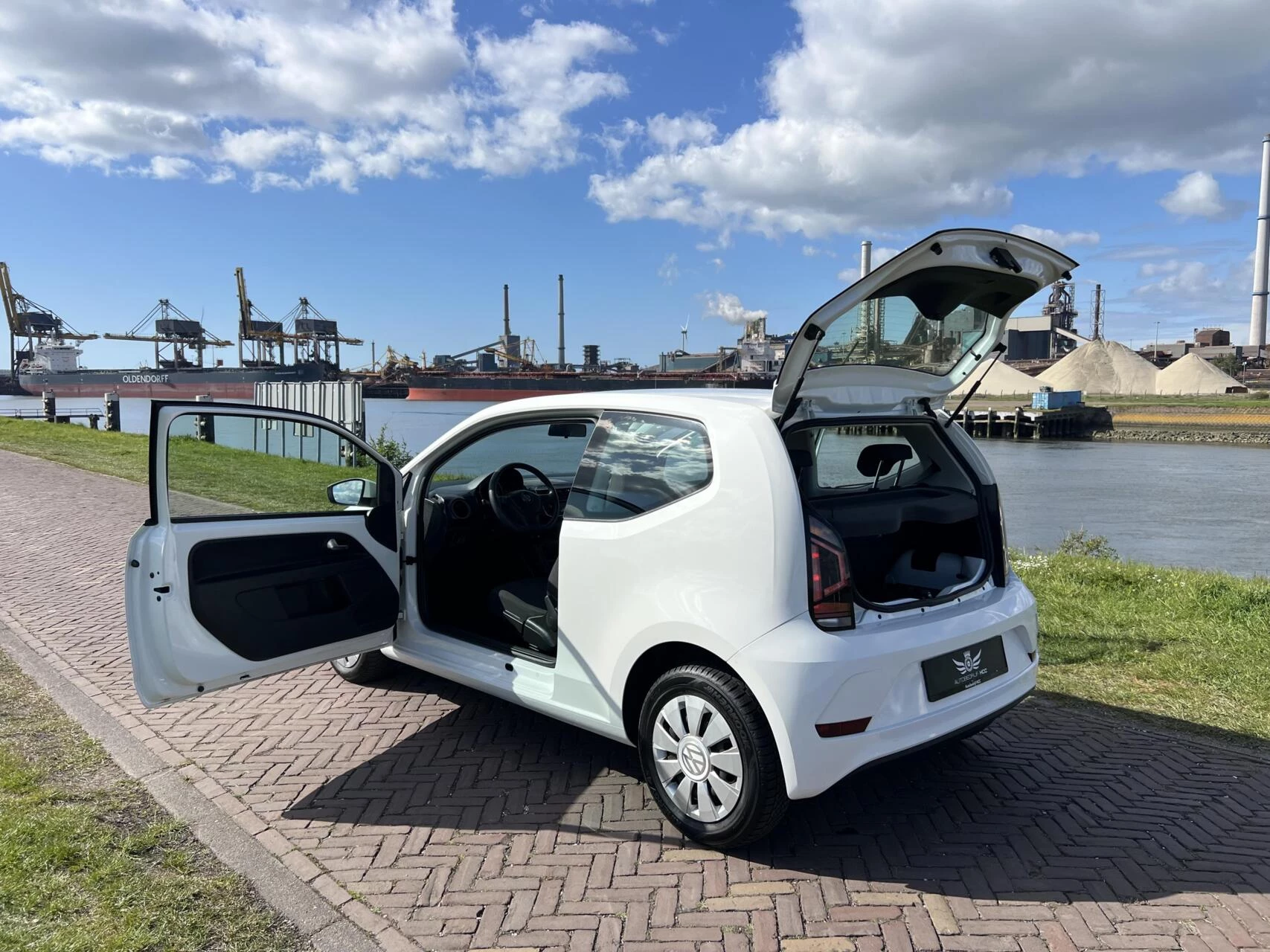 Hoofdafbeelding Volkswagen up!