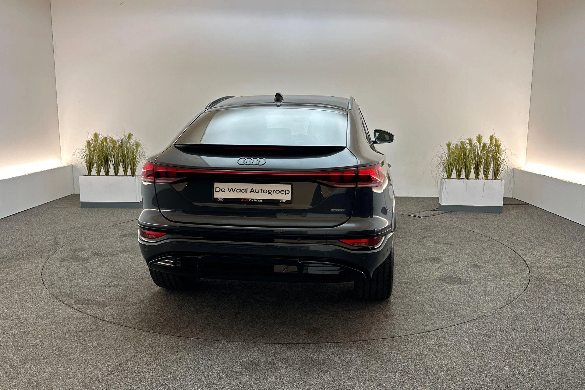 Hoofdafbeelding Audi Q6 e-tron