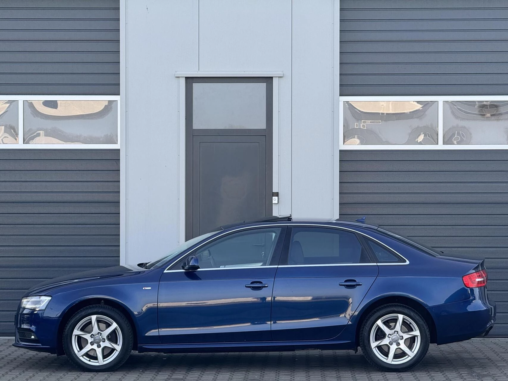 Hoofdafbeelding Audi A4