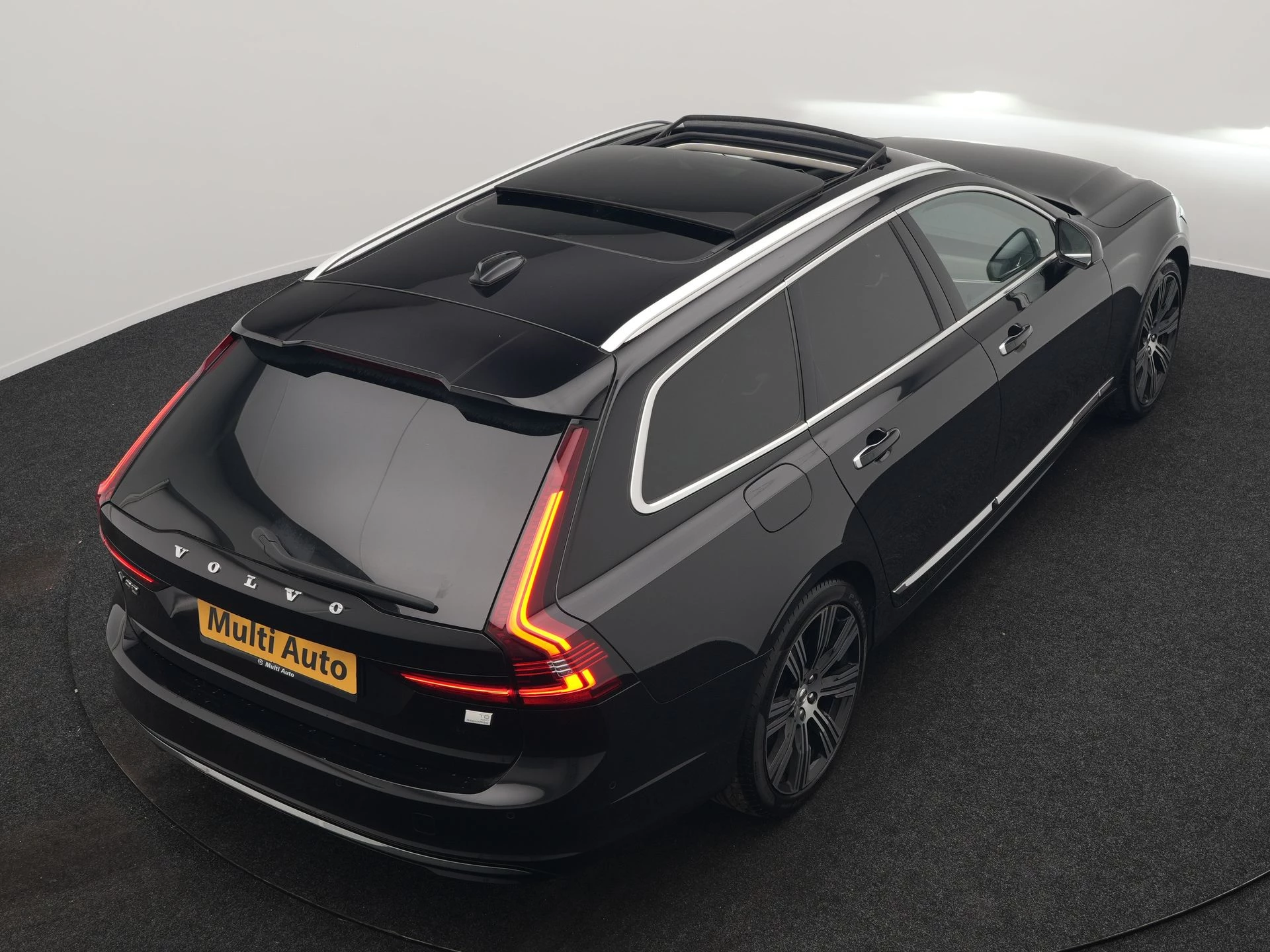 Hoofdafbeelding Volvo V90
