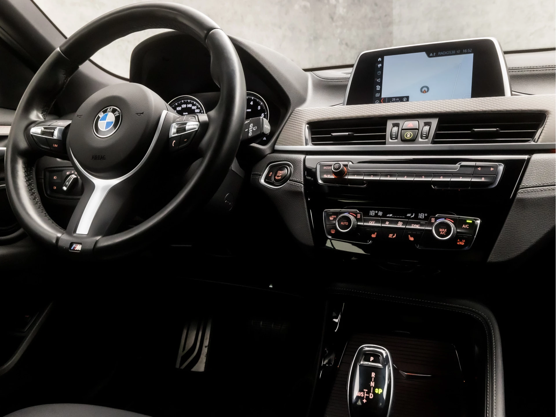 Hoofdafbeelding BMW X2