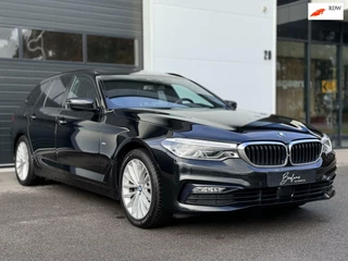 Hoofdafbeelding BMW 5 Serie BMW 5-serie Touring 520d xDrive High Executive Sport | Vol!