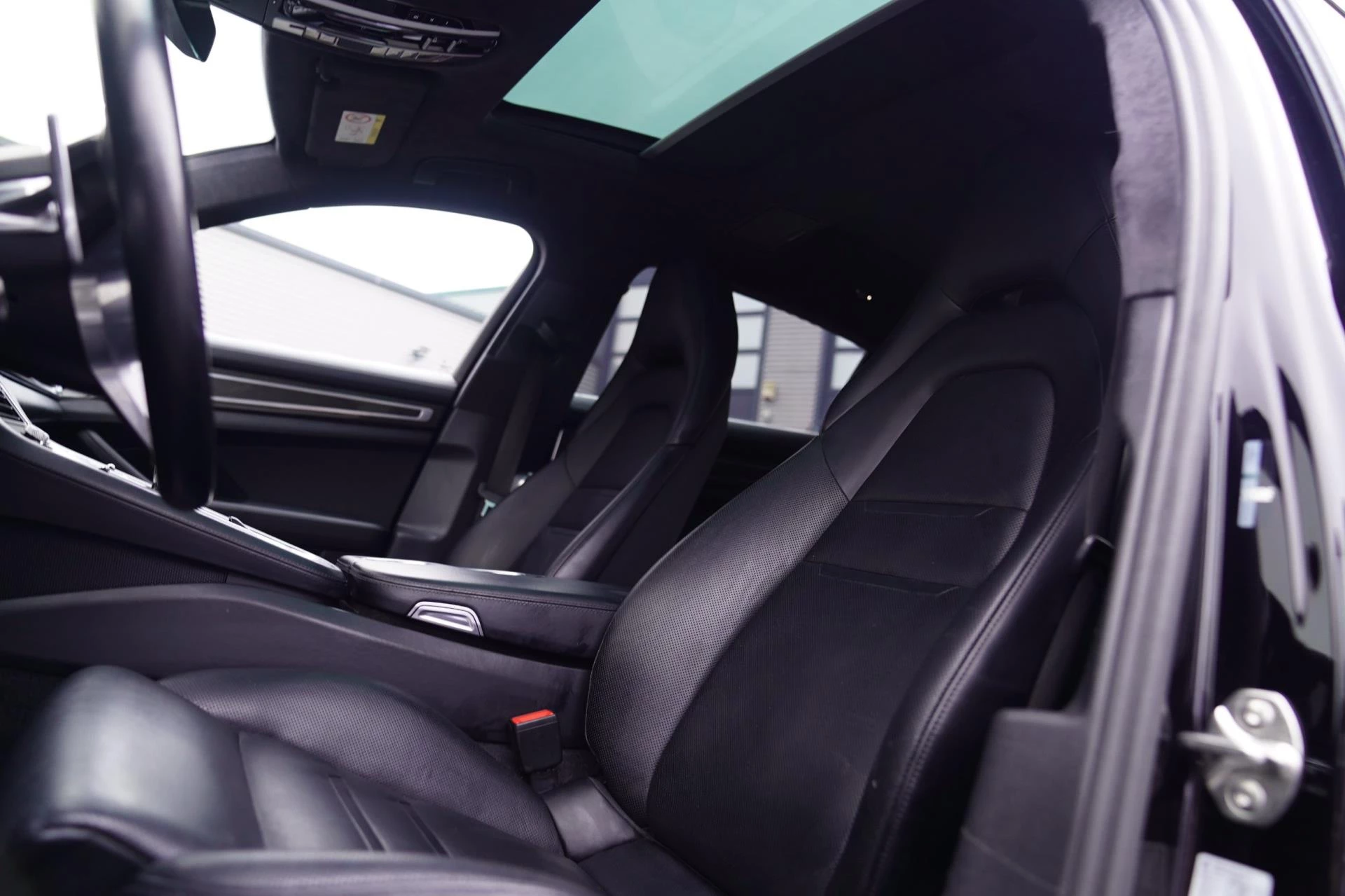 Hoofdafbeelding Porsche Panamera