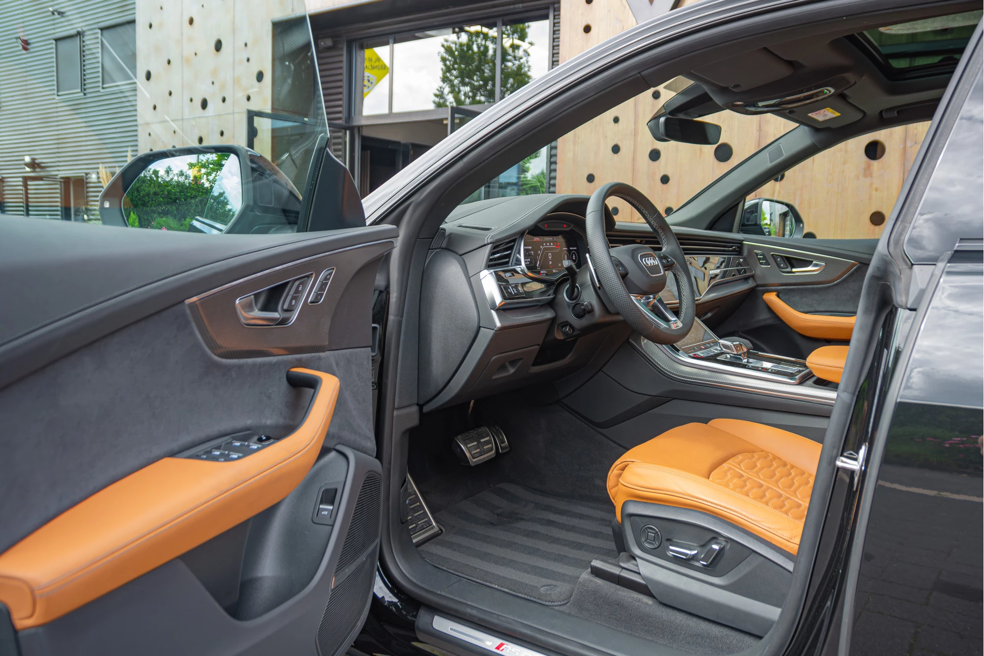 Hoofdafbeelding Audi Q8