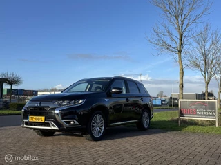 Mitsubishi Outlander 2.4 PHEV Intense+ pano/leder/camera/trekhaak/