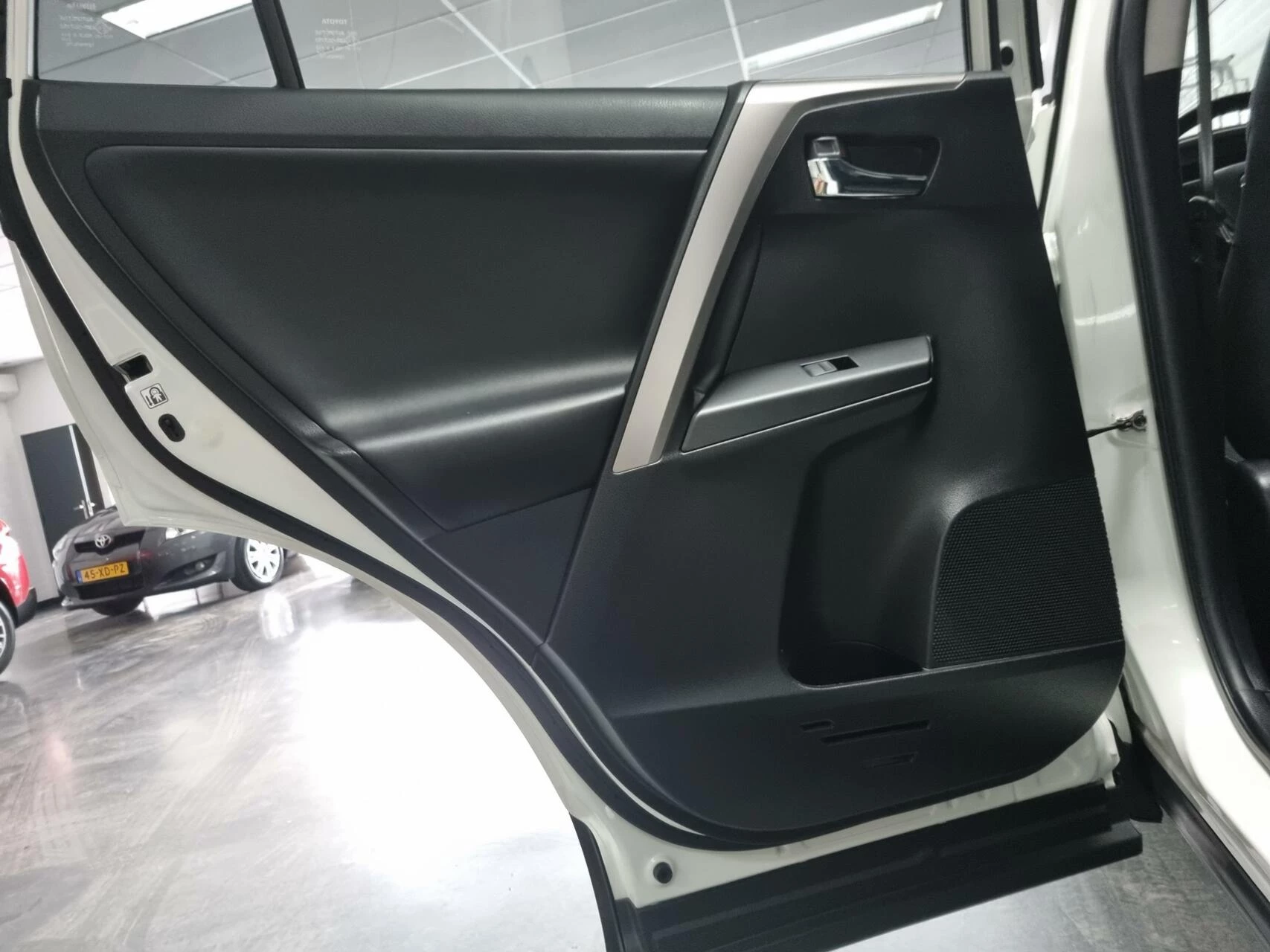 Hoofdafbeelding Toyota RAV4