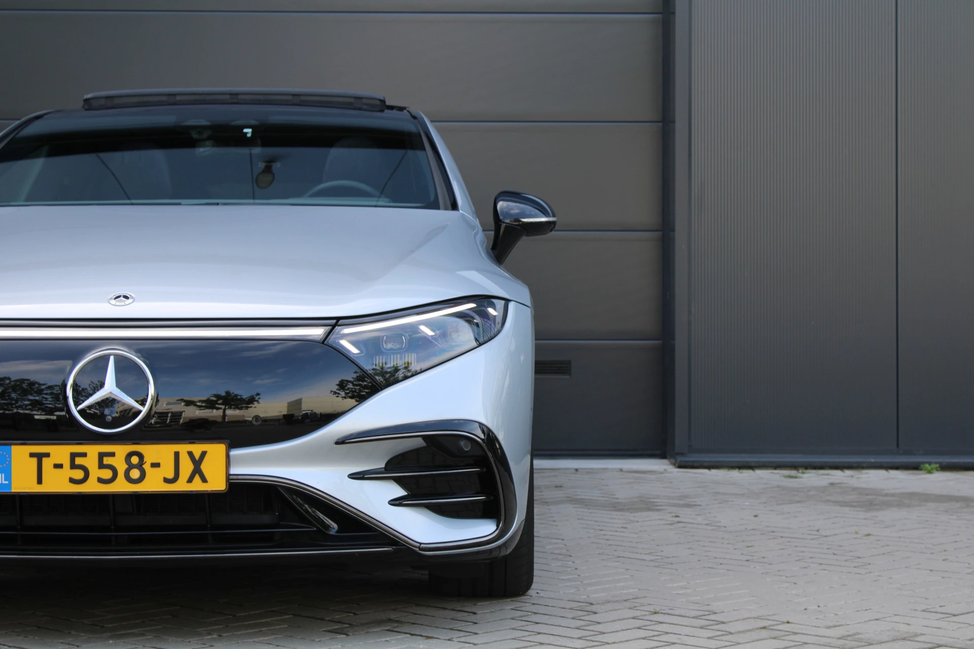 Hoofdafbeelding Mercedes-Benz EQS