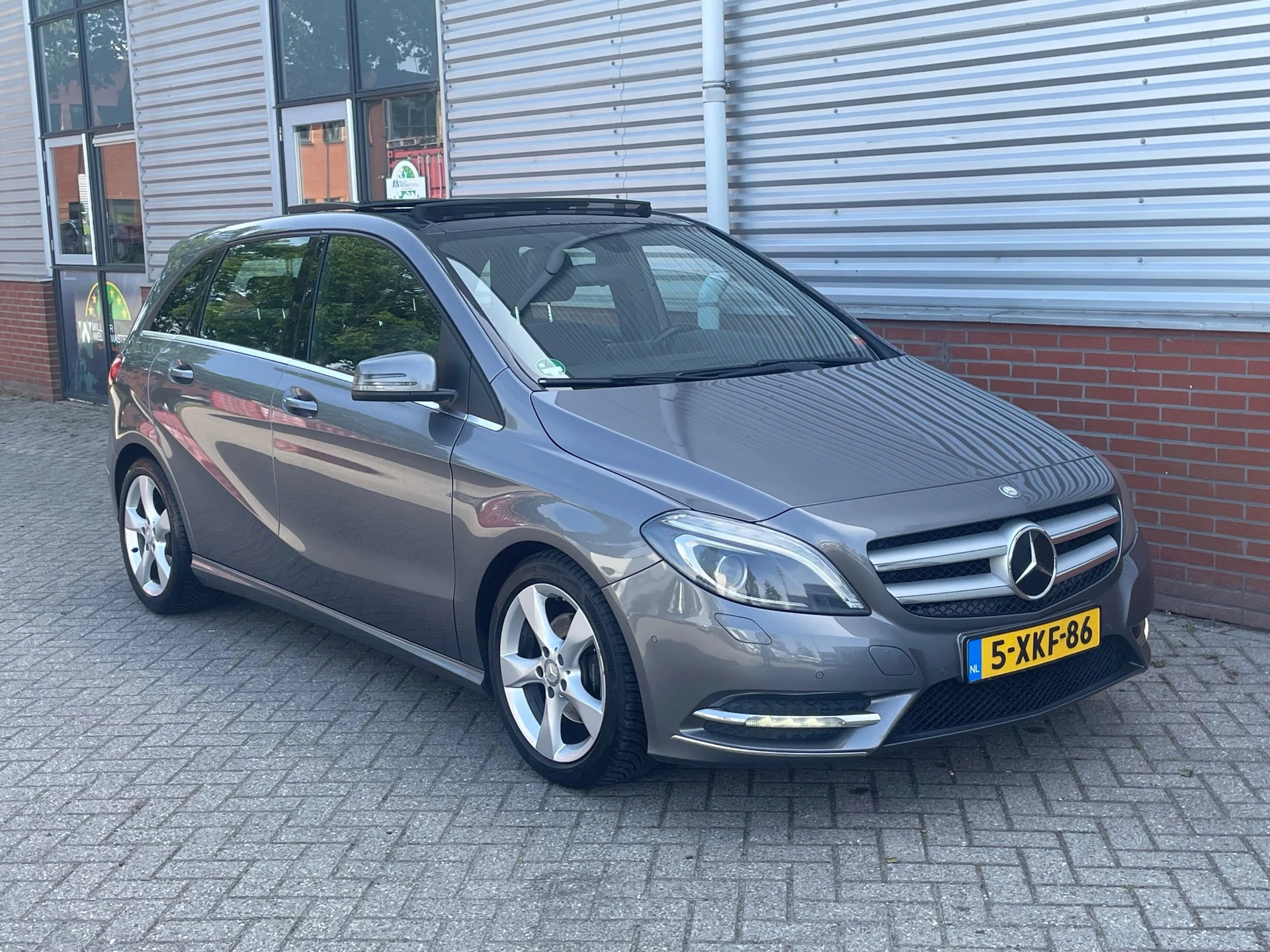 Hoofdafbeelding Mercedes-Benz B-Klasse