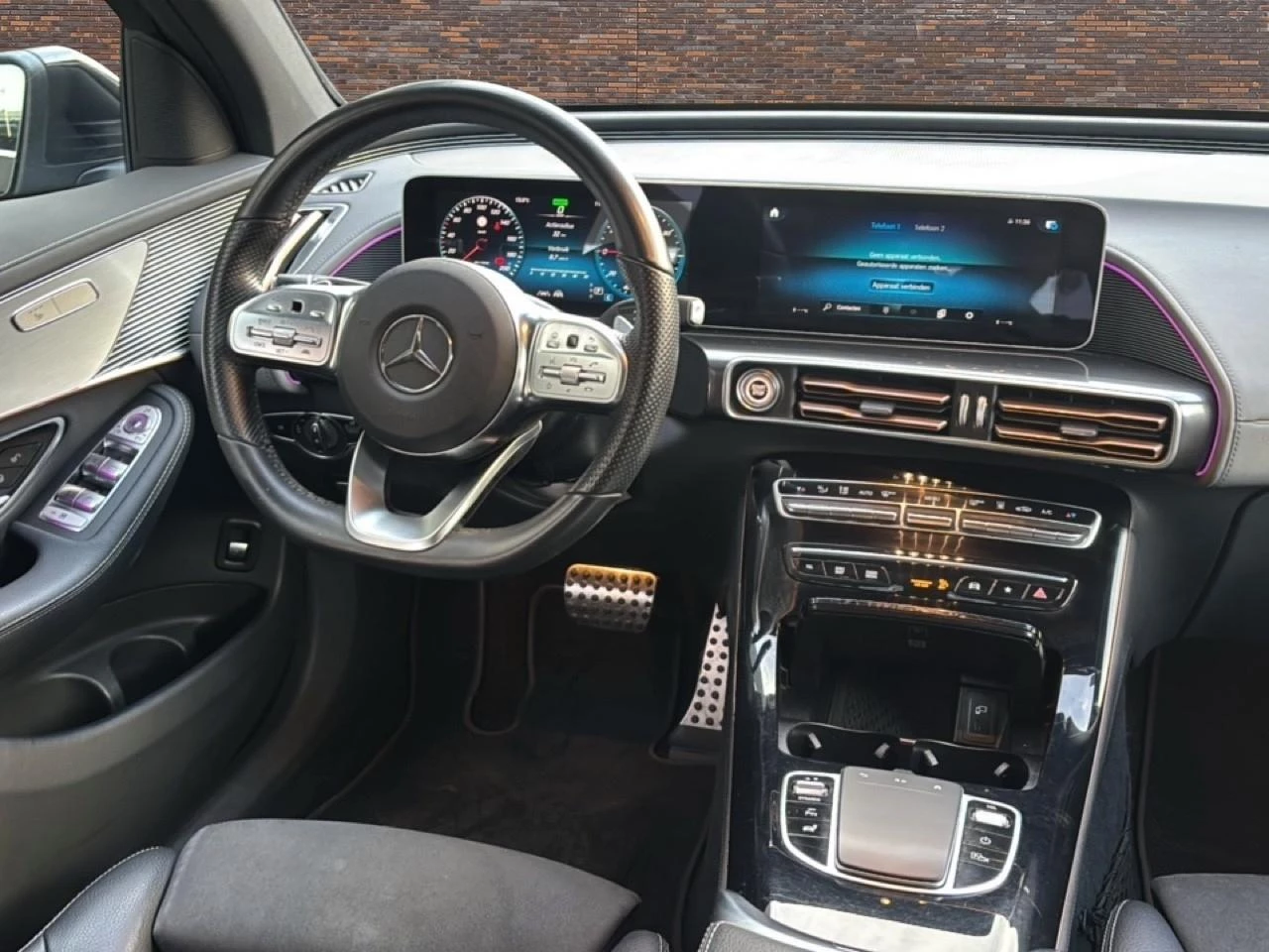 Hoofdafbeelding Mercedes-Benz EQC