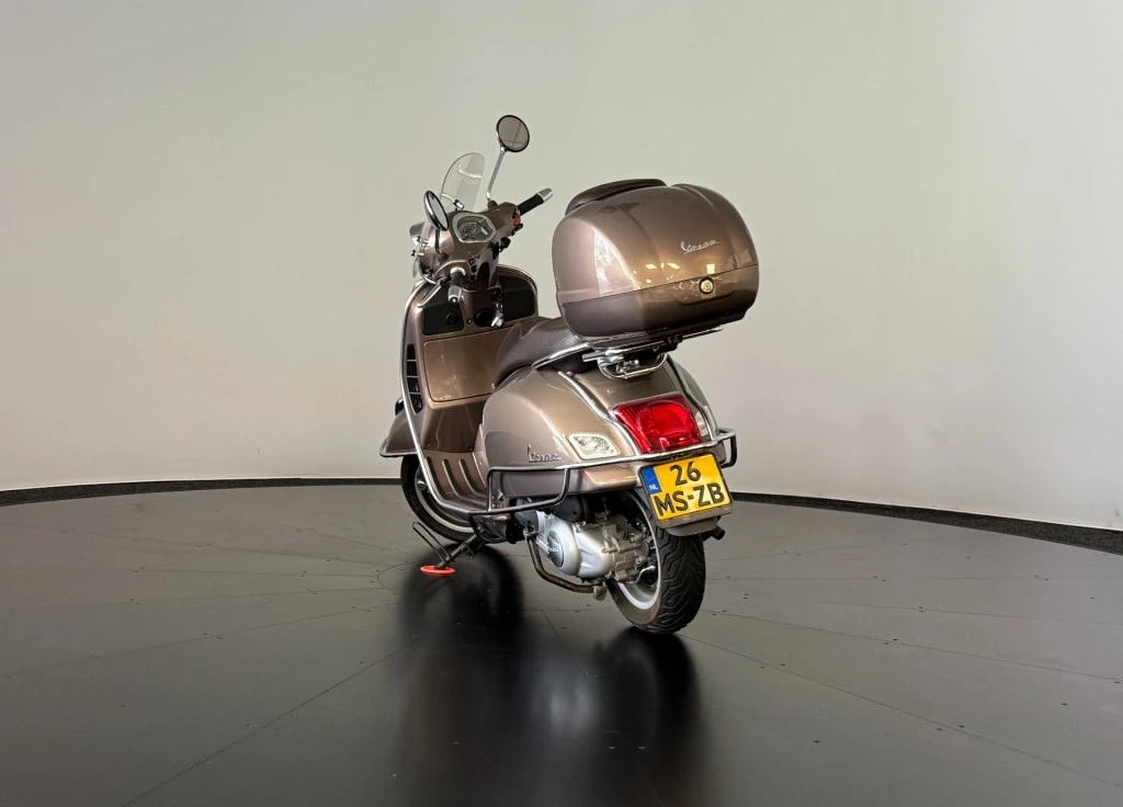 Hoofdafbeelding Vespa GTS