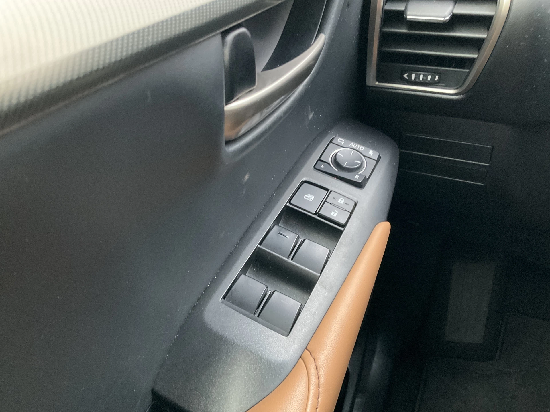 Hoofdafbeelding Lexus NX