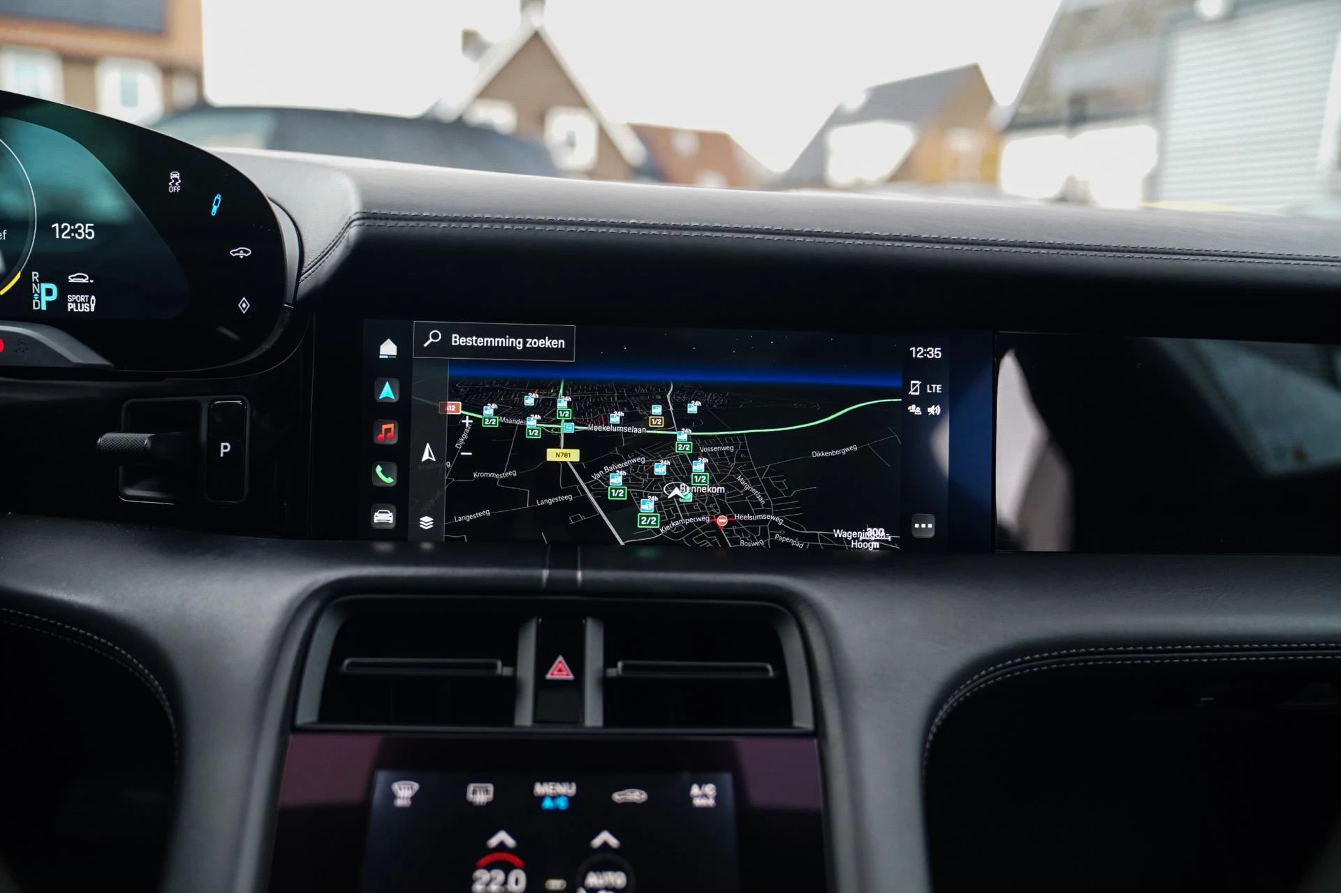 Hoofdafbeelding Porsche Taycan