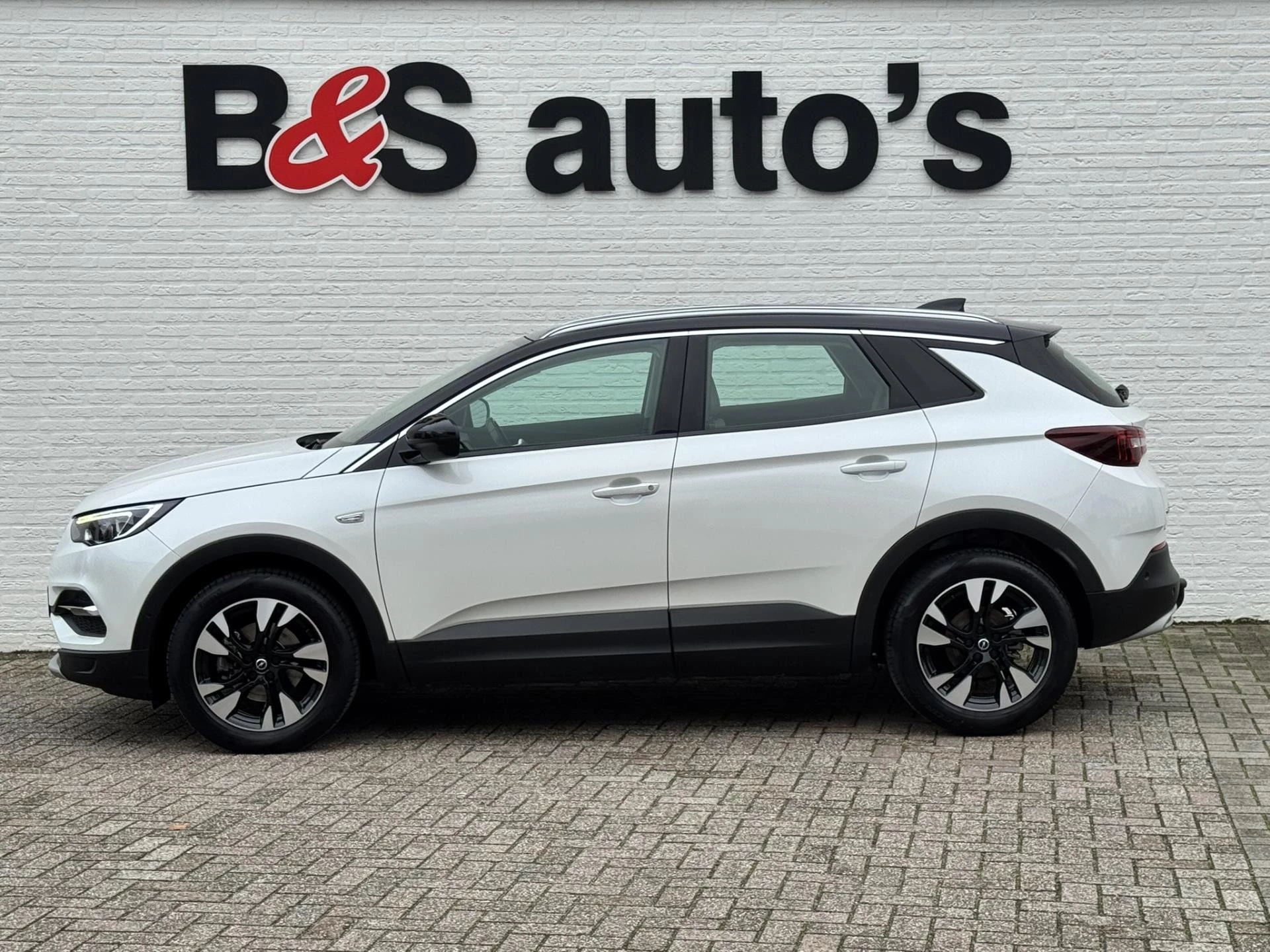 Hoofdafbeelding Opel Grandland X
