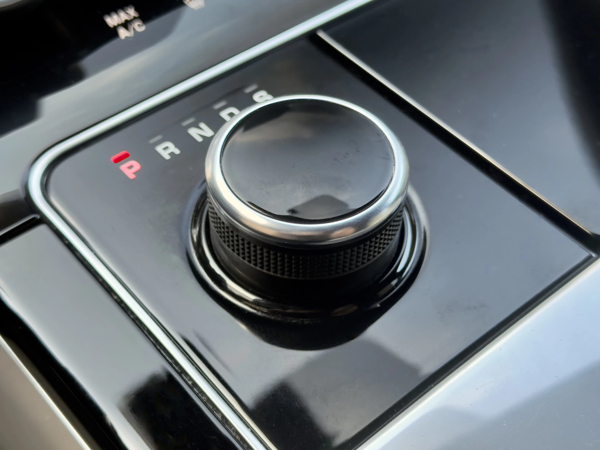 Hoofdafbeelding Land Rover Range Rover Velar