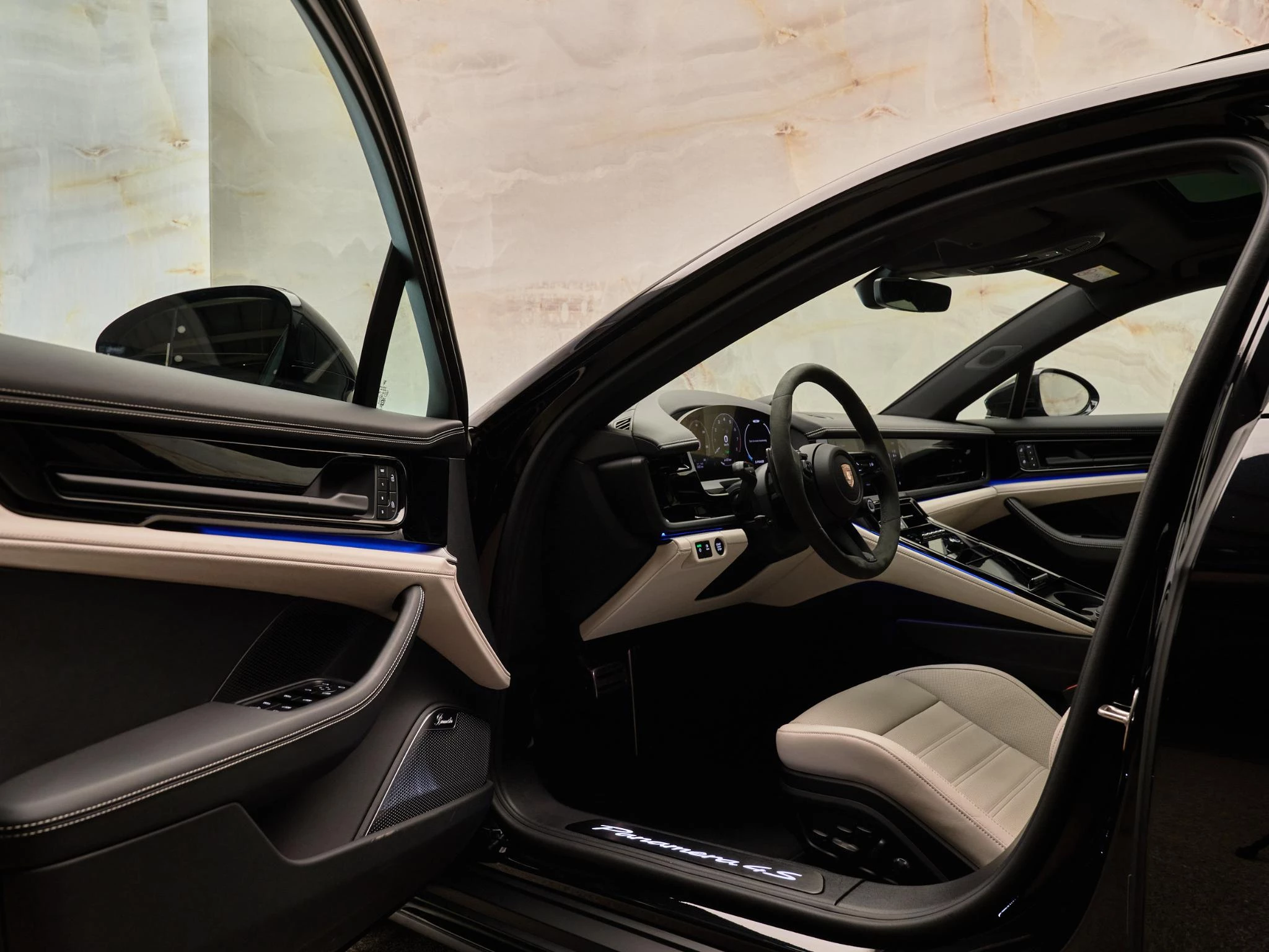 Hoofdafbeelding Porsche Panamera