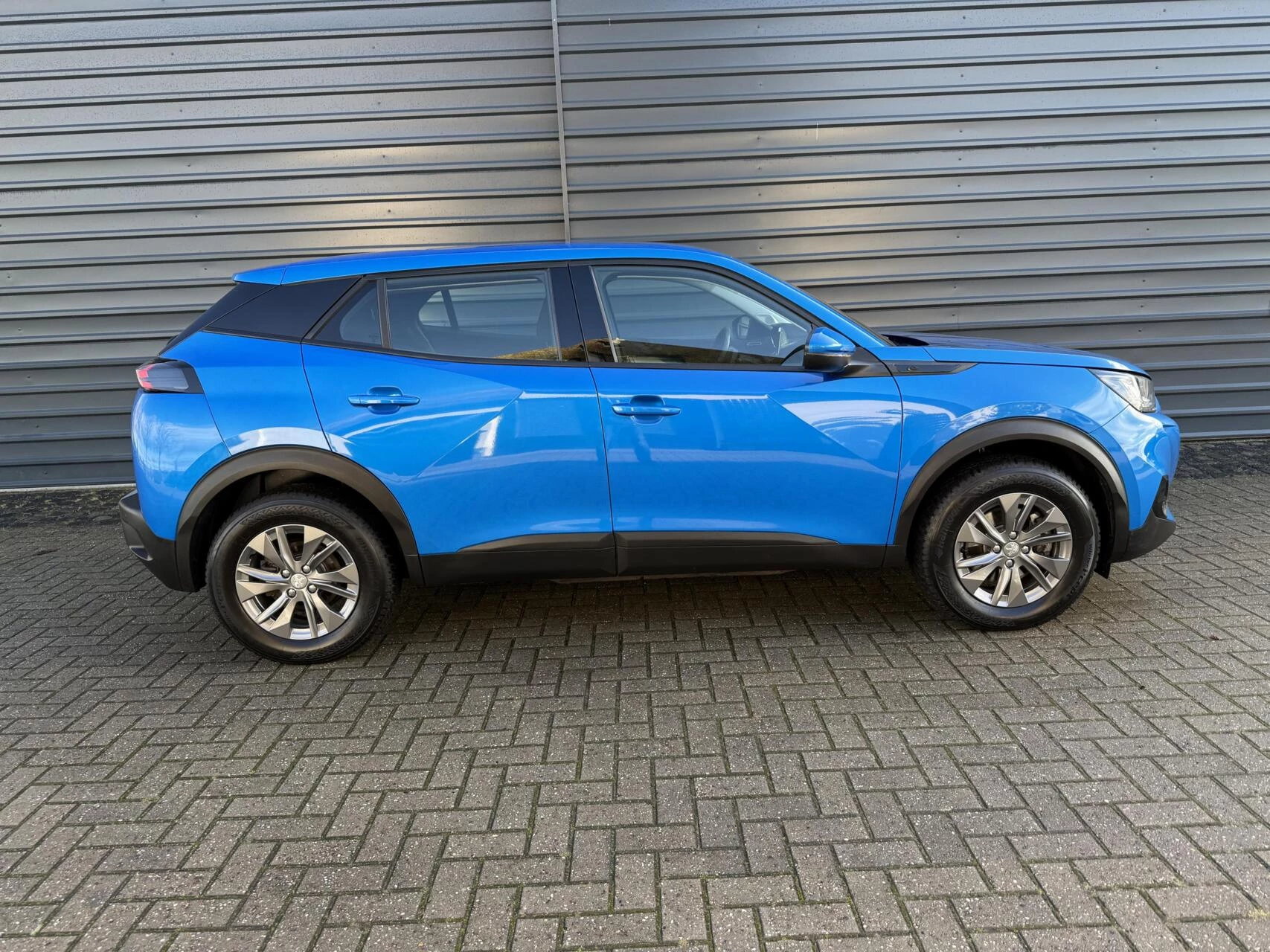 Hoofdafbeelding Peugeot e-2008