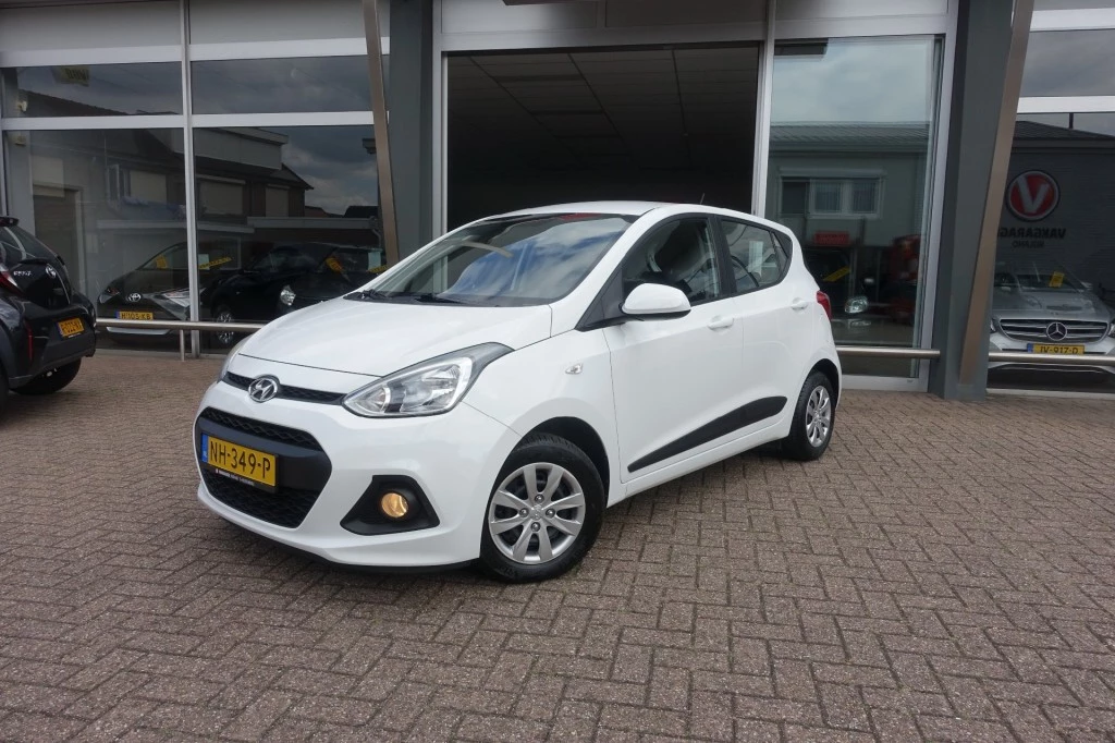 Hoofdafbeelding Hyundai i10