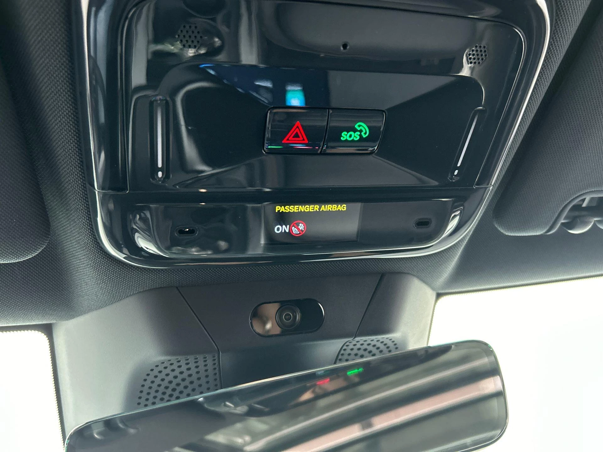 Hoofdafbeelding Lynk & Co 08