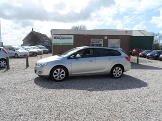 Opel Astra Sports Tourer 1.4 Cosmo