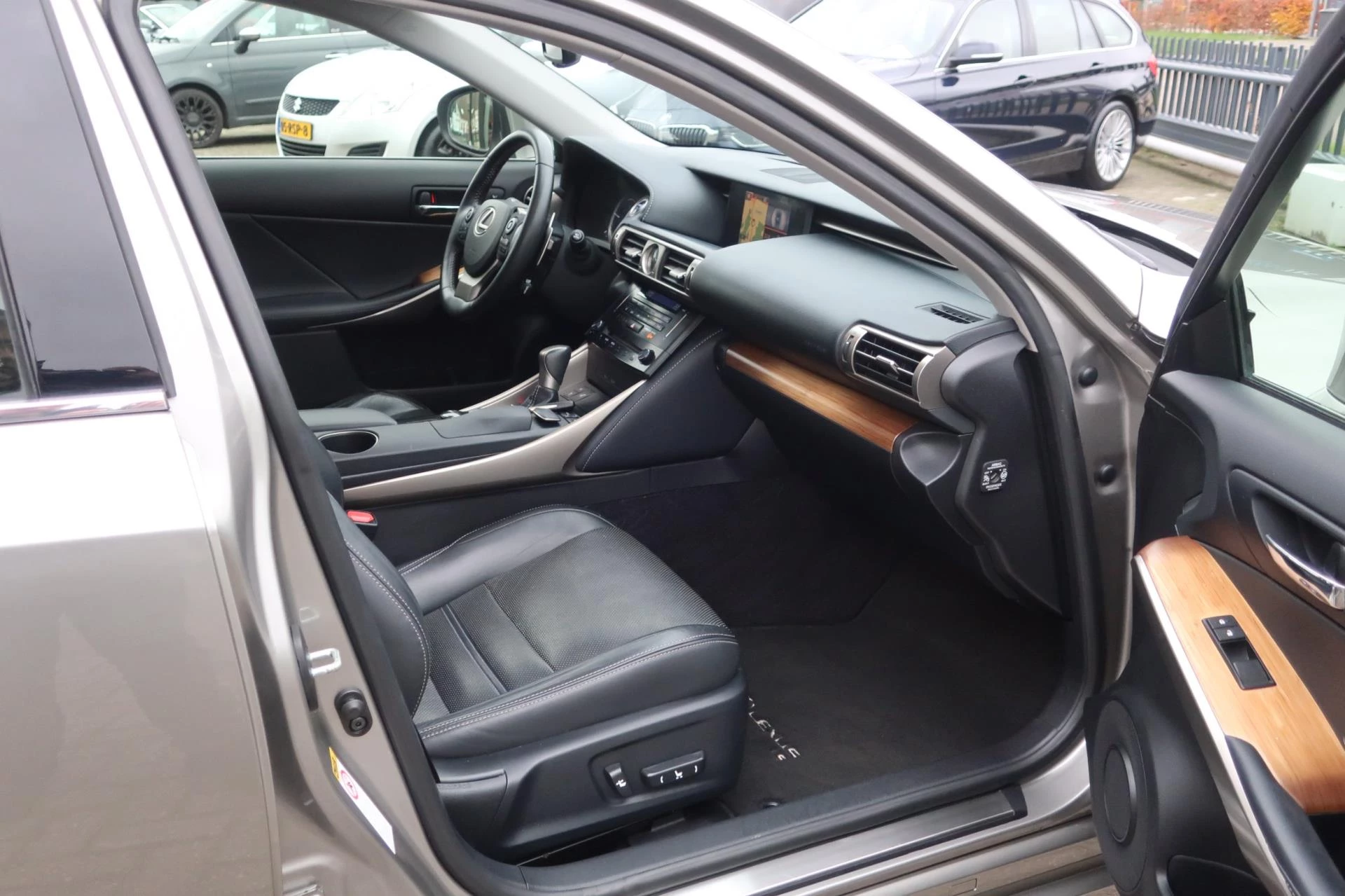 Hoofdafbeelding Lexus IS