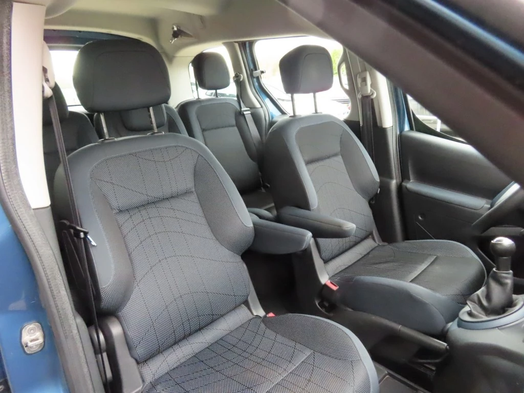 Hoofdafbeelding Peugeot Partner