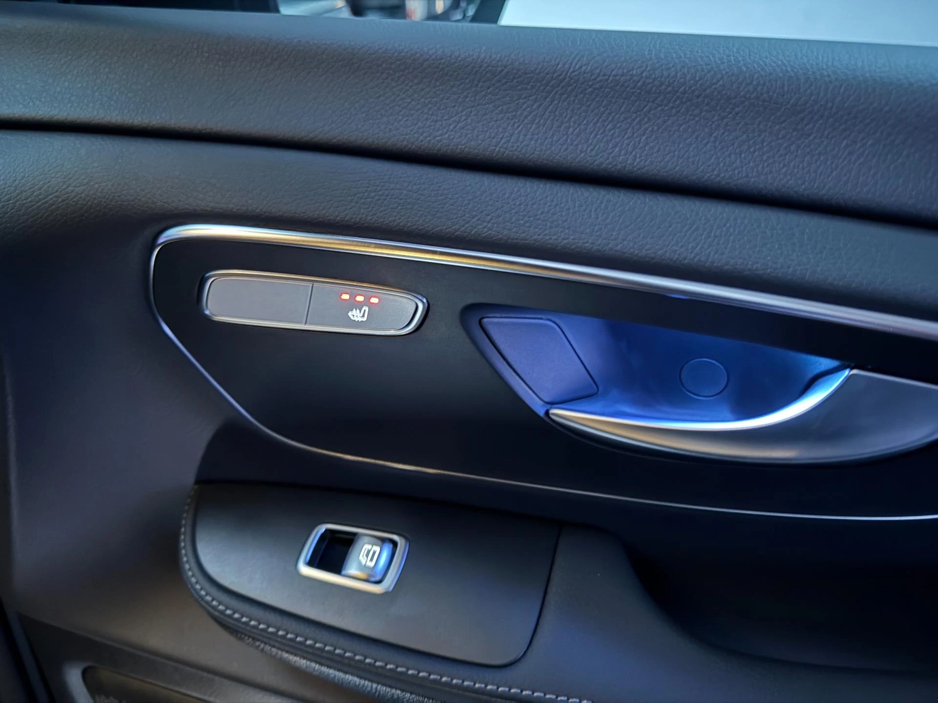 Hoofdafbeelding Mercedes-Benz EQV