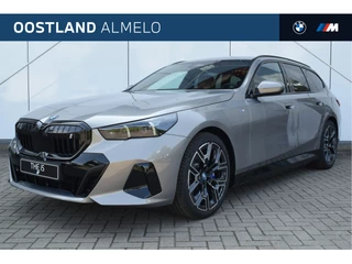 Hoofdafbeelding BMW i5 BMW i5 eDrive40 High Executive M Sport / Adaptieve LED / Parking Assistant Plus / M Sportonderstel / Live Cockpit Professional / Harman-Kardon / Comfort Access