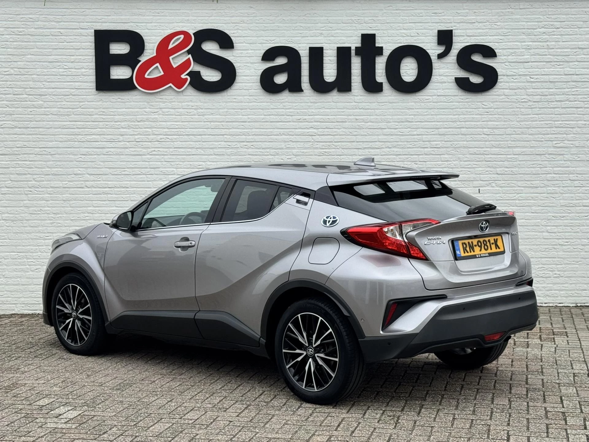 Hoofdafbeelding Toyota C-HR