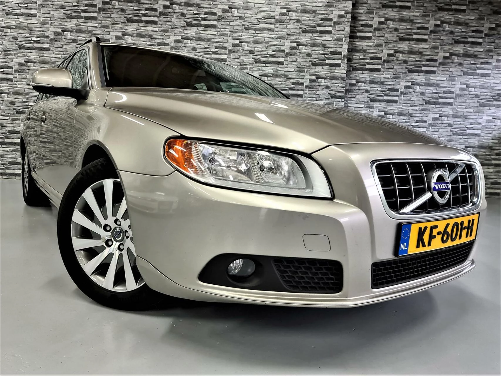 Hoofdafbeelding Volvo V70