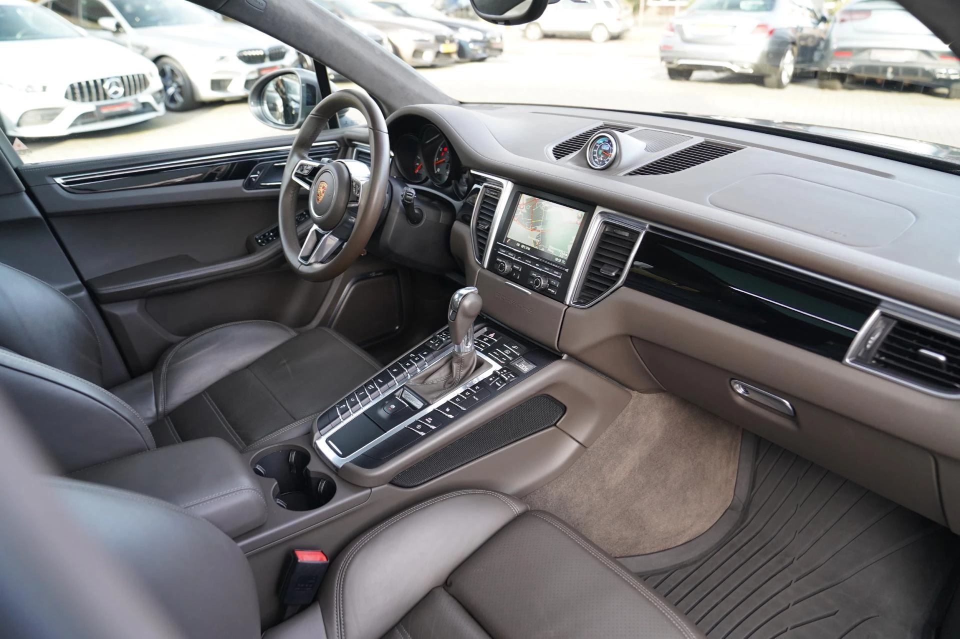 Hoofdafbeelding Porsche Macan