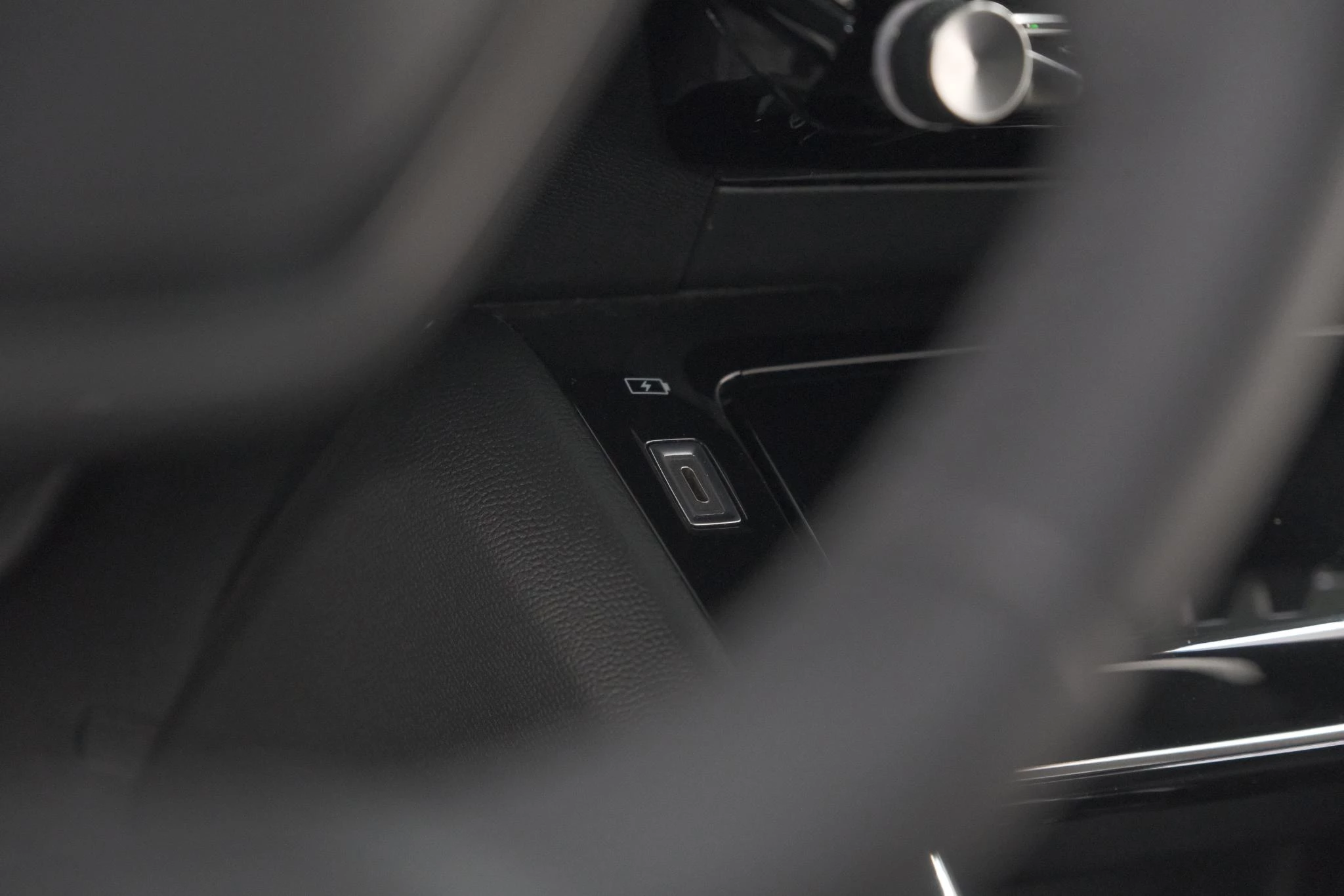 Hoofdafbeelding Peugeot e-208