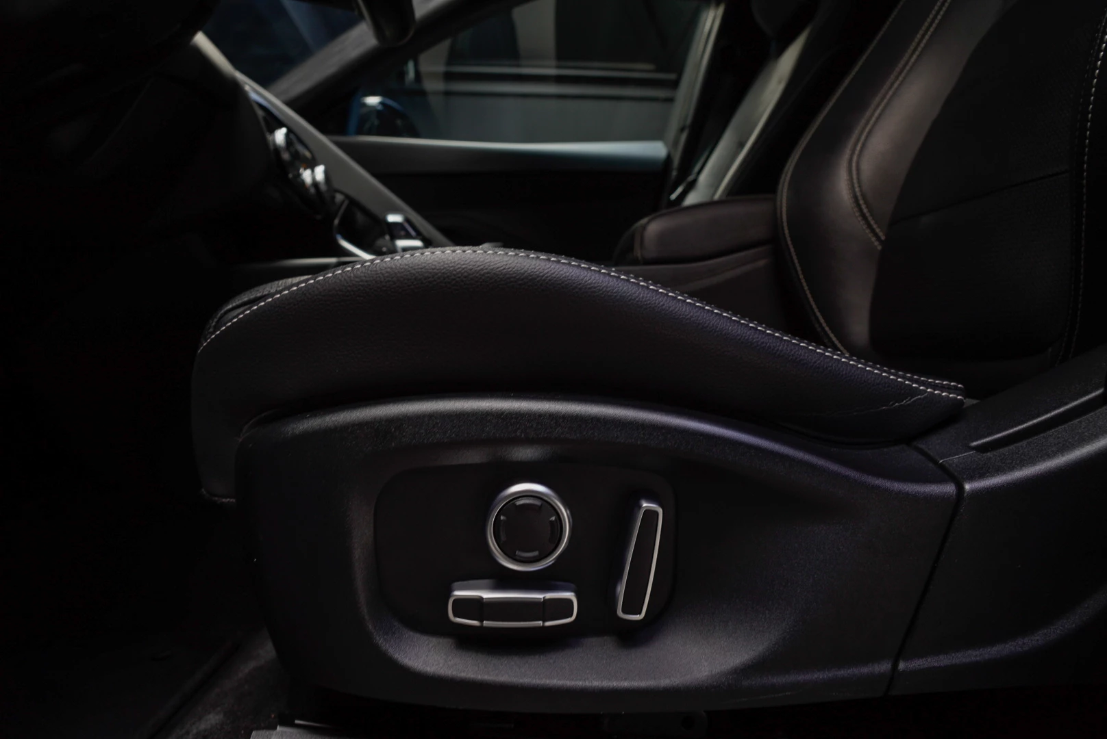 Hoofdafbeelding Jaguar E-PACE