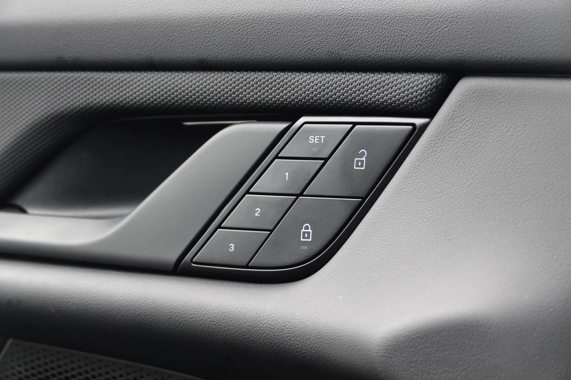Hoofdafbeelding Porsche Taycan