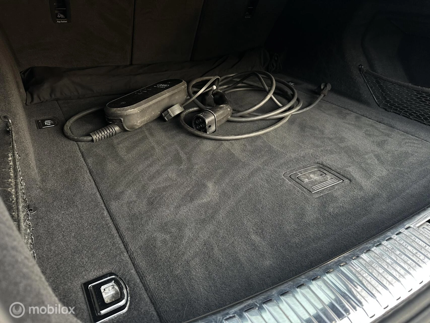 Hoofdafbeelding Audi e-tron