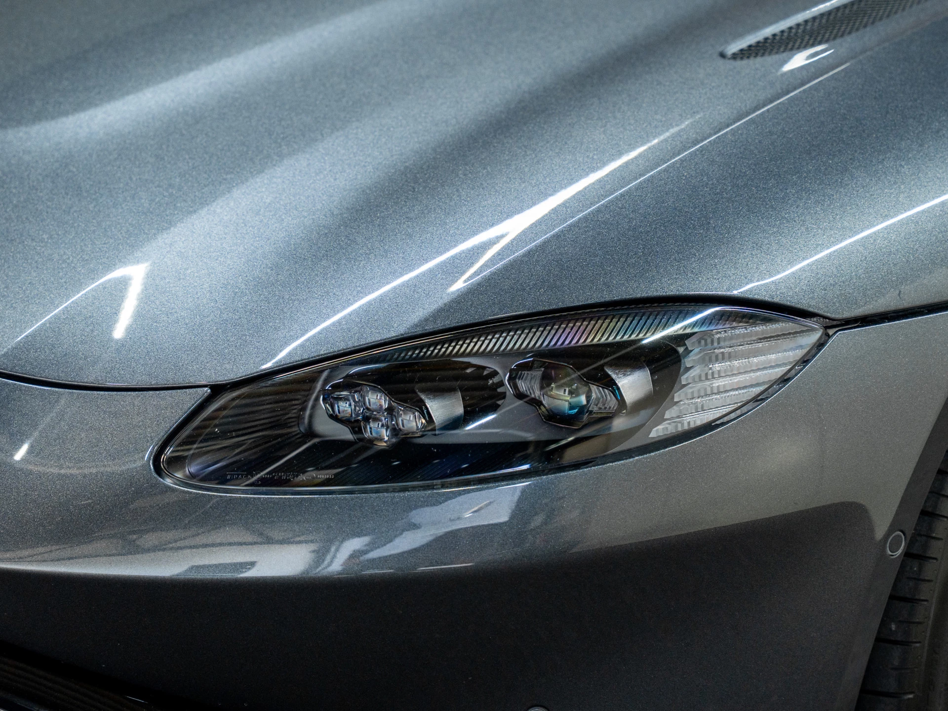 Hoofdafbeelding Aston Martin V8 Vantage