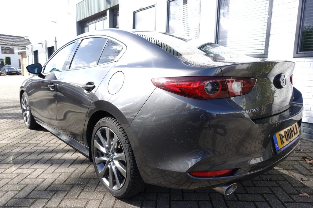 Hoofdafbeelding Mazda 3